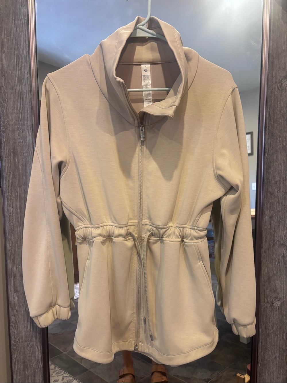 Women’s Sand Scuba Cinch-Waist Zip-Up Jacket